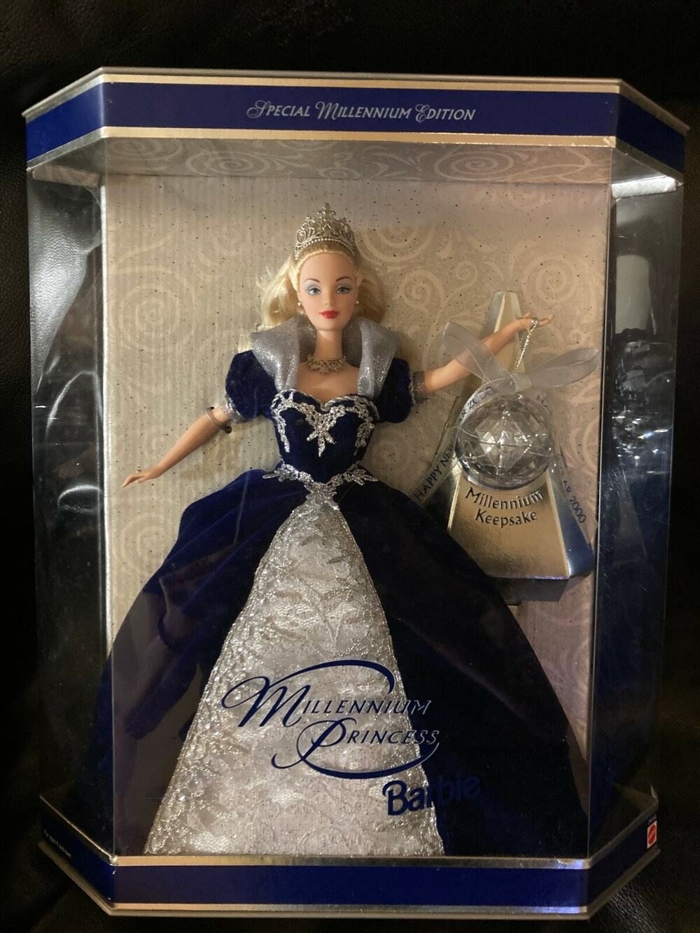 2000 Millennium Princess Barbie Doll Special Edition Blonde 24154 NRFB New